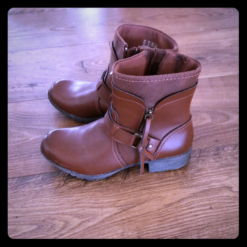 Clarks Boots